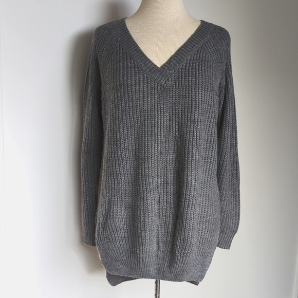 Chloe Moon Tunic Length Sweater - Picture 2 of 7
